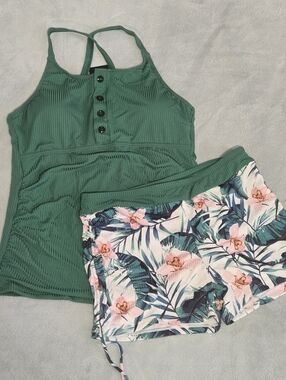 NWT -Daci Womens Swimsuit -Two Piece Ribbed Tankini Top w/Bottom Shorts -Size XL